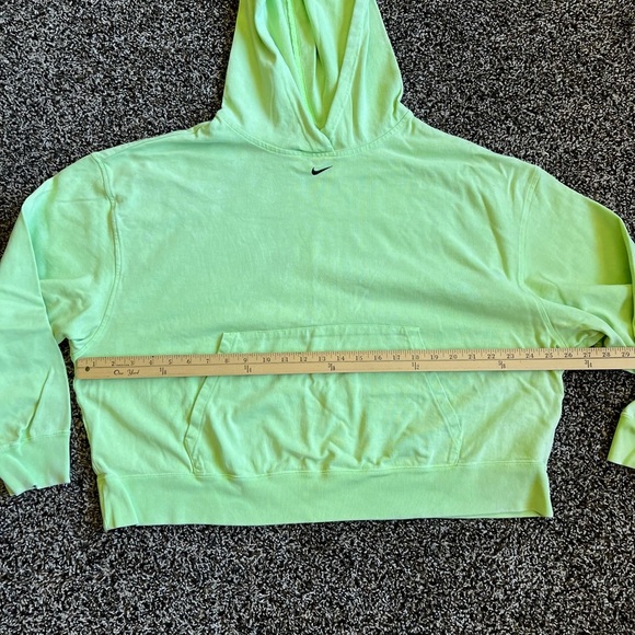 Nike Women's Green Hoodie - Picture 2 of 8
